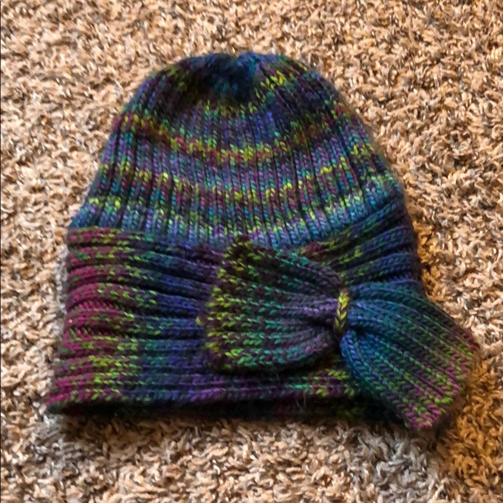 Bow beanie